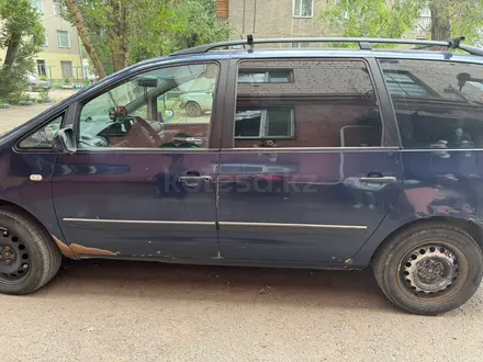 Ford Galaxy 2003 года за 1 500 000 тг. в Караганда – фото 3