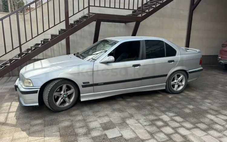 BMW 325 1994 года за 1 800 000 тг. в Алматы