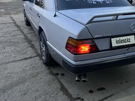 Mercedes-Benz E 230 1991 года за 1 600 000 тг. в Тараз – фото 4