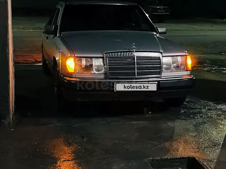 Mercedes-Benz E 230 1991 года за 1 600 000 тг. в Тараз – фото 7