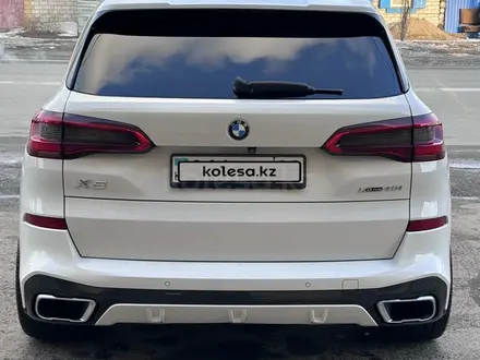 BMW X5 2019 года за 29 500 000 тг. в Алматы – фото 14