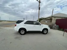 Toyota Fortuner, 2007