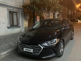 Hyundai Elantra 2017 года за 5 100 000 тг. в Актобе – фото 2