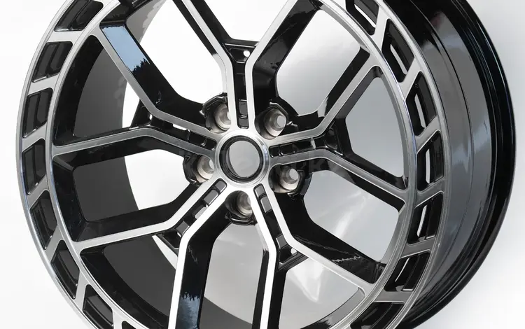 Range Rover R22 10J 5х120 ЕТ 40 ЦО 72, 6 GLOSS BLACK MACHINED за 420 000 тг. в Алматы