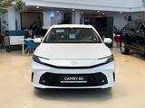 Toyota Camry Luxe 2025 года за 25 190 000 тг. в Астана