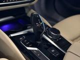 BMW 540 2017 года за 18 900 000 тг. в Алматы – фото 4