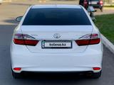 Toyota Camry 2015 года за 10 000 000 тг. в Уральск – фото 5