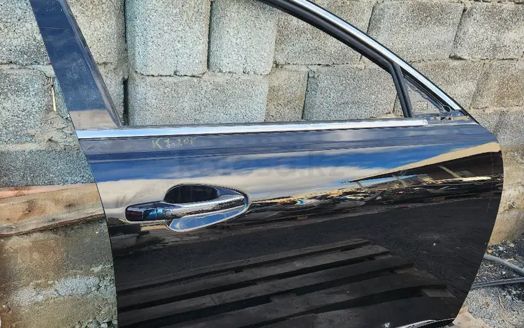 Дверь передней правой Kia K7 за 111 555 тг. в Шымкент