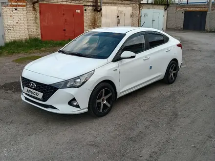 Hyundai Accent 2020 года за 7 000 000 тг. в Костанай – фото 2
