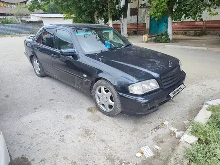 Mercedes-Benz C 240 1998 года за 2 500 000 тг. в Жезказган – фото 7