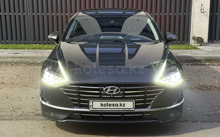 Hyundai Sonata 2020 годаfor12 500 000 тг. в Алматы