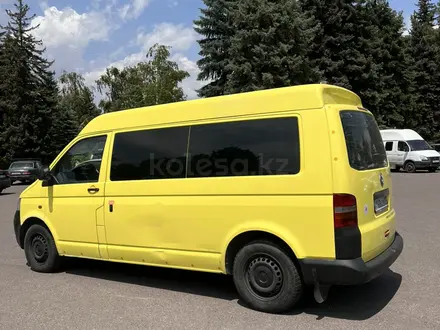 Volkswagen Transporter 2005 года за 3 999 978 тг. в Алматы – фото 9