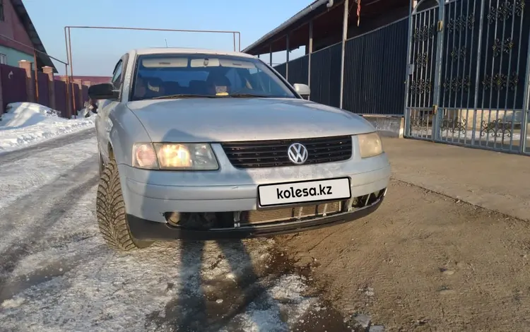 Volkswagen Passat 2001 годаүшін2 300 000 тг. в Алматы