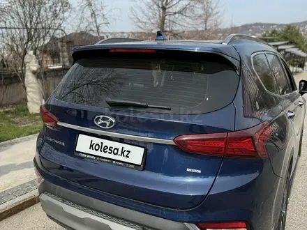 Hyundai Santa Fe 2019 года за 14 500 000 тг. в Алматы – фото 11