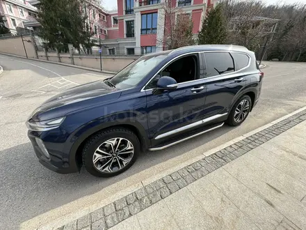 Hyundai Santa Fe 2019 года за 14 500 000 тг. в Алматы – фото 5