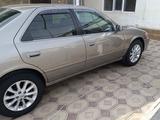 Toyota Camry 2000 годаүшін4 700 000 тг. в Тараз – фото 2