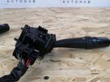Переключатель поворотов Toyota Camry XV35 2005үшін8 000 тг. в Астана