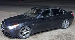 BMW 525 2004 года за 2 800 000 тг. в Астана – фото 2