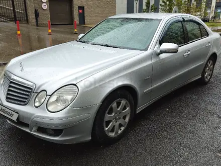 Mercedes-Benz E 200 2008 года за 4 600 000 тг. в Астана