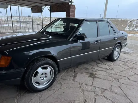 Mercedes-Benz E 230 1992 года за 1 700 000 тг. в Кызылорда