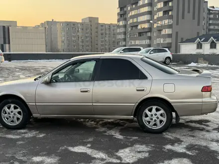 Toyota Camry 1999 года за 3 300 000 тг. в Алматы – фото 5