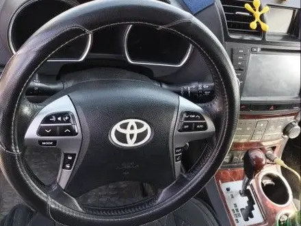 Toyota Highlander 2011 года за 10 400 000 тг. в Актобе – фото 6