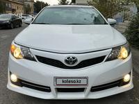 Toyota Camry 2014 года за 5 800 000 тг. в Атырау