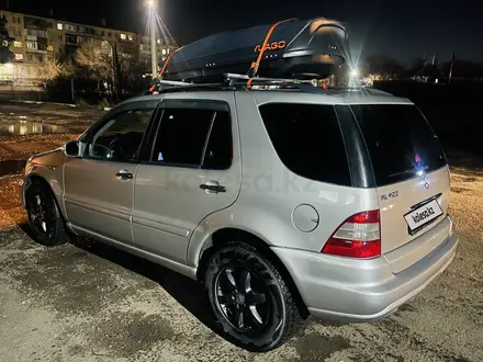 Mercedes-Benz ML 400 2003 года за 4 500 000 тг. в Караганда