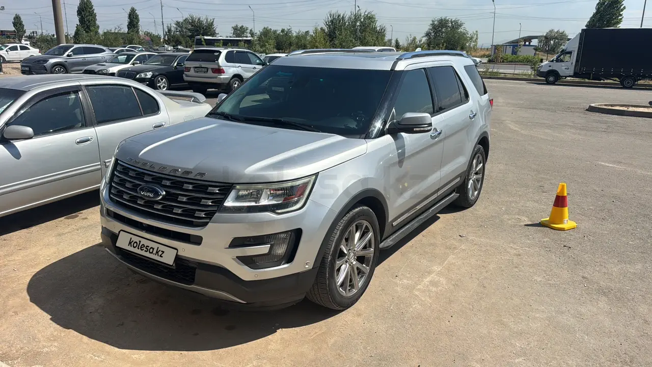 Ford Explorer, 2015