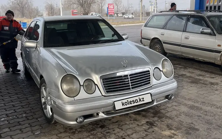Mercedes-Benz E 320 1996 года за 2 000 000 тг. в Алматы