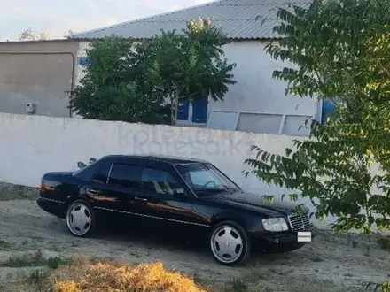 Mercedes-Benz E 300 1992 года за 2 300 000 тг. в Актау – фото 12