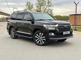 Toyota Land Cruiser 2017 года за 35 000 000 тг. в Семей – фото 2