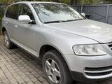 Volkswagen Touareg 2004 годаүшін5 300 000 тг. в Петропавловск – фото 3