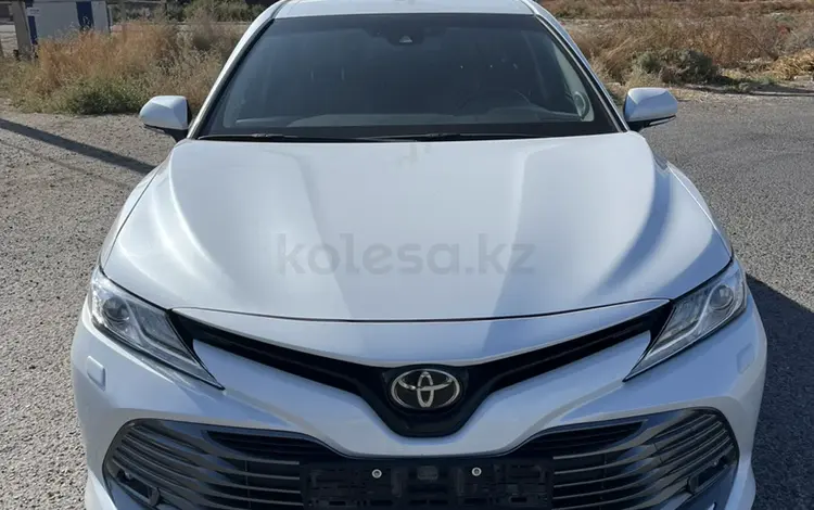 Toyota Camry 2021 годаүшін14 500 000 тг. в Атырау