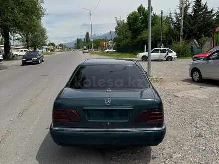 Mercedes-Benz E 230 1996 года за 3 800 000 тг. в Кызылорда – фото 4