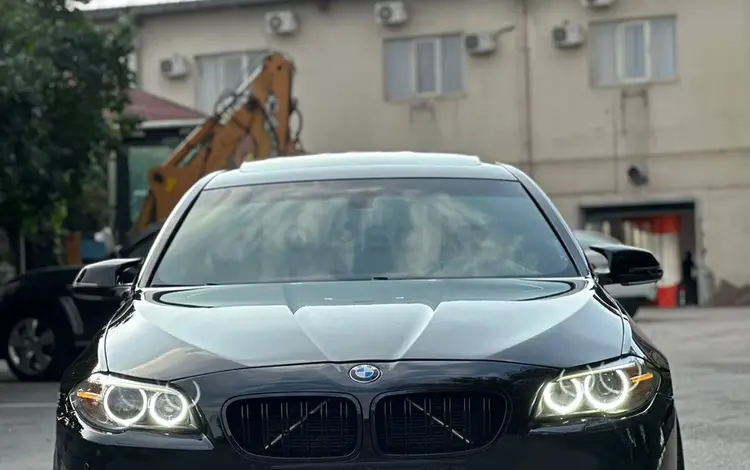 BMW 528 2015 года за 13 800 000 тг. в Алматы