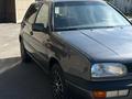 Volkswagen Golf 1993 года за 1 500 000 тг. в Караганда – фото 2