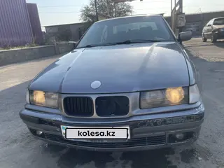 BMW 325