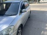 Toyota Ipsum 2002 года за 3 000 000 тг. в Есик – фото 2