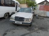 Mercedes-Benz E 300 1988 года за 950 000 тг. в Астана – фото 2