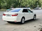 Toyota Camry 2015 года за 13 200 000 тг. в Алматы – фото 4