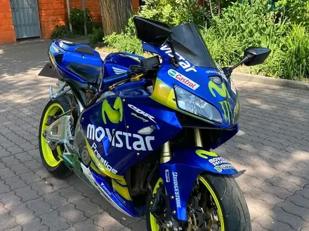 Honda  CBR 600 RR 2006 года за 2 800 000 тг. в Алматы