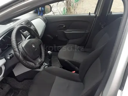 Renault Logan 2015 года за 3 500 000 тг. в Астана – фото 6