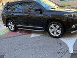 Toyota Highlander 2011 года за 11 000 000 тг. в Тараз – фото 2