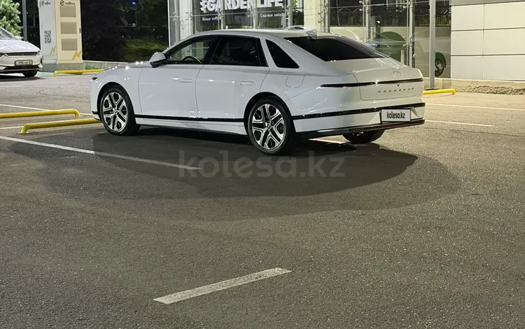 Hyundai Grandeur 2022 года за 22 000 000 тг. в Алматы