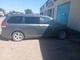 Toyota Sienna 2013 года за 4 000 000 тг. в Уральск – фото 2