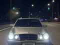 Mercedes-Benz E 230 1996 годаfor2 800 000 тг. в Атырау