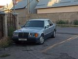 Mercedes-Benz E 230 1992 годаfor1 800 000 тг. в Аксукент