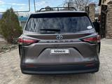 Toyota Sienna 2022 годаүшін19 500 000 тг. в Уральск – фото 4