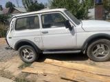 ВАЗ (Lada) Lada 2121 2002 года за 450 000 тг. в Шымкент – фото 2